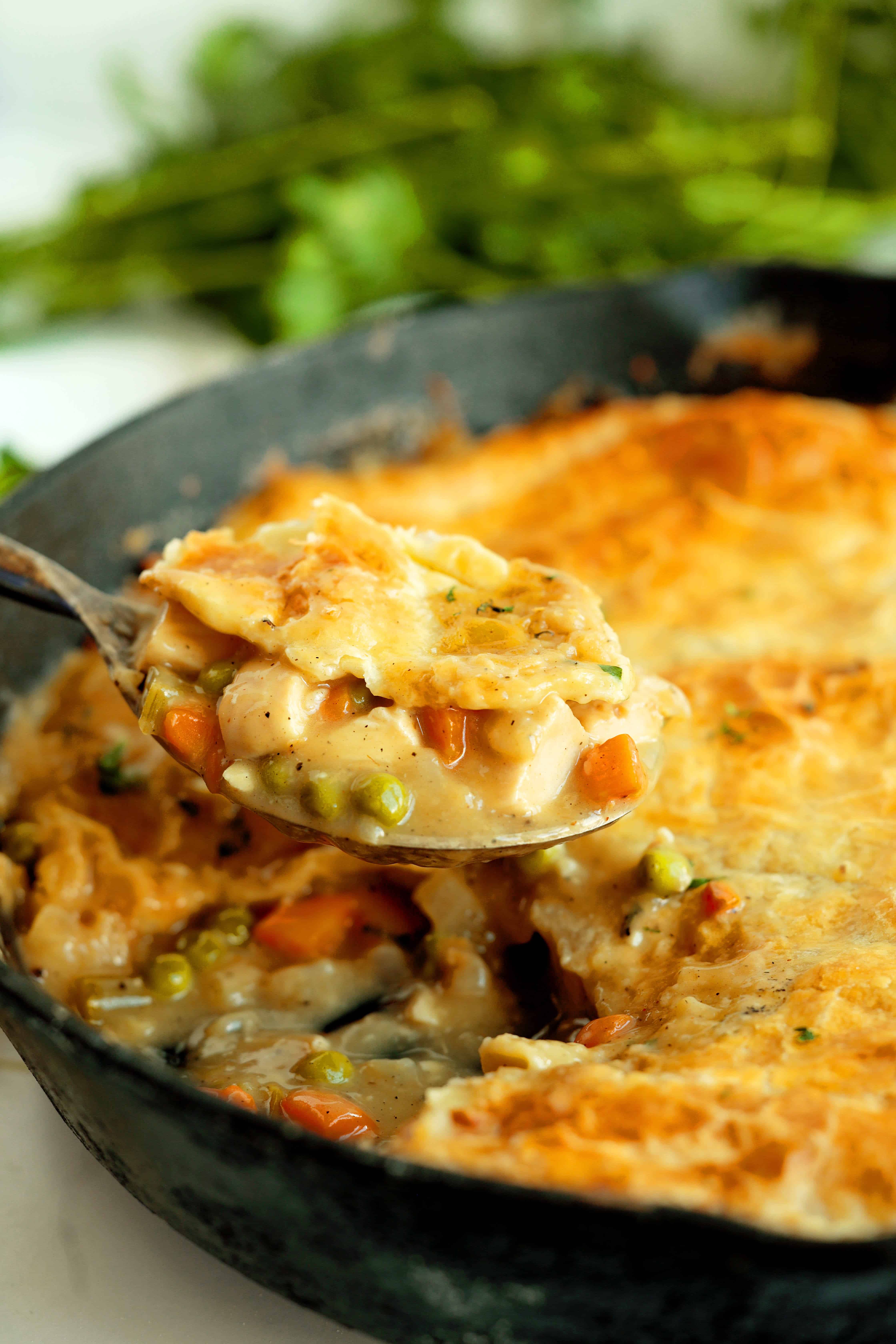Secrets to Flaky Puff Pastry Chicken Pot Pie: Creamy & Golden